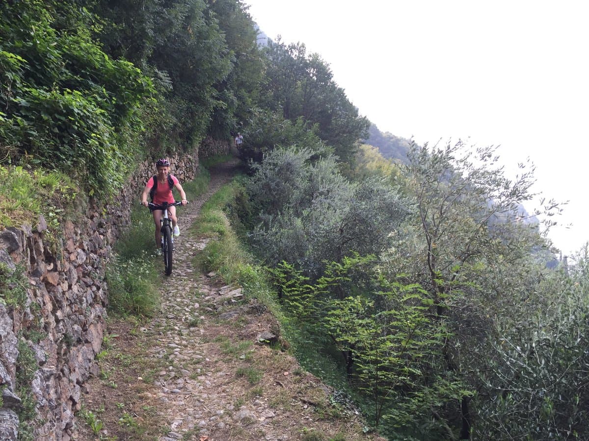 lago e monti varenna 3