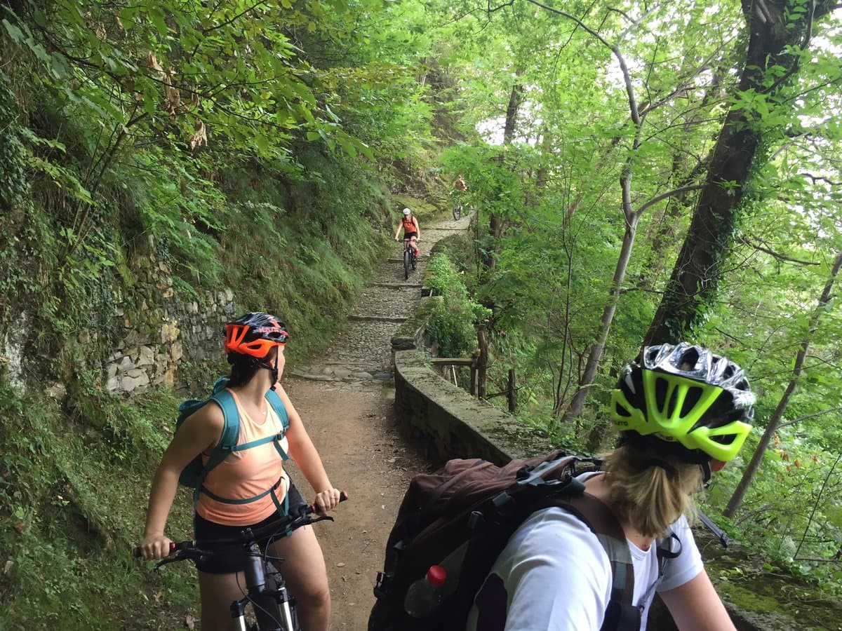lago e monti varenna 1 lago e monti varenna 1